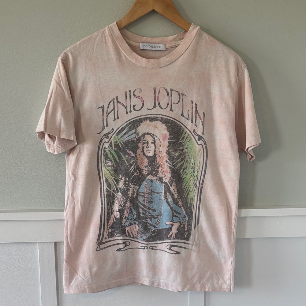Daydreamer Light Pink Tee